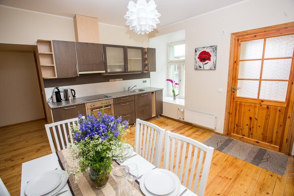 Südalinna Apartment Rakvere Bagian luar foto